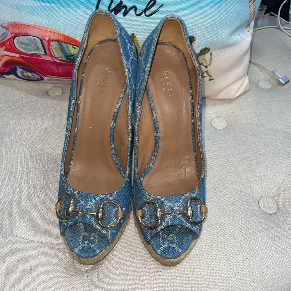 Gucci Blue GG Denim Horsebit Espadrille Wedges Size 38
Excellent Condition - Picture 4 of 11